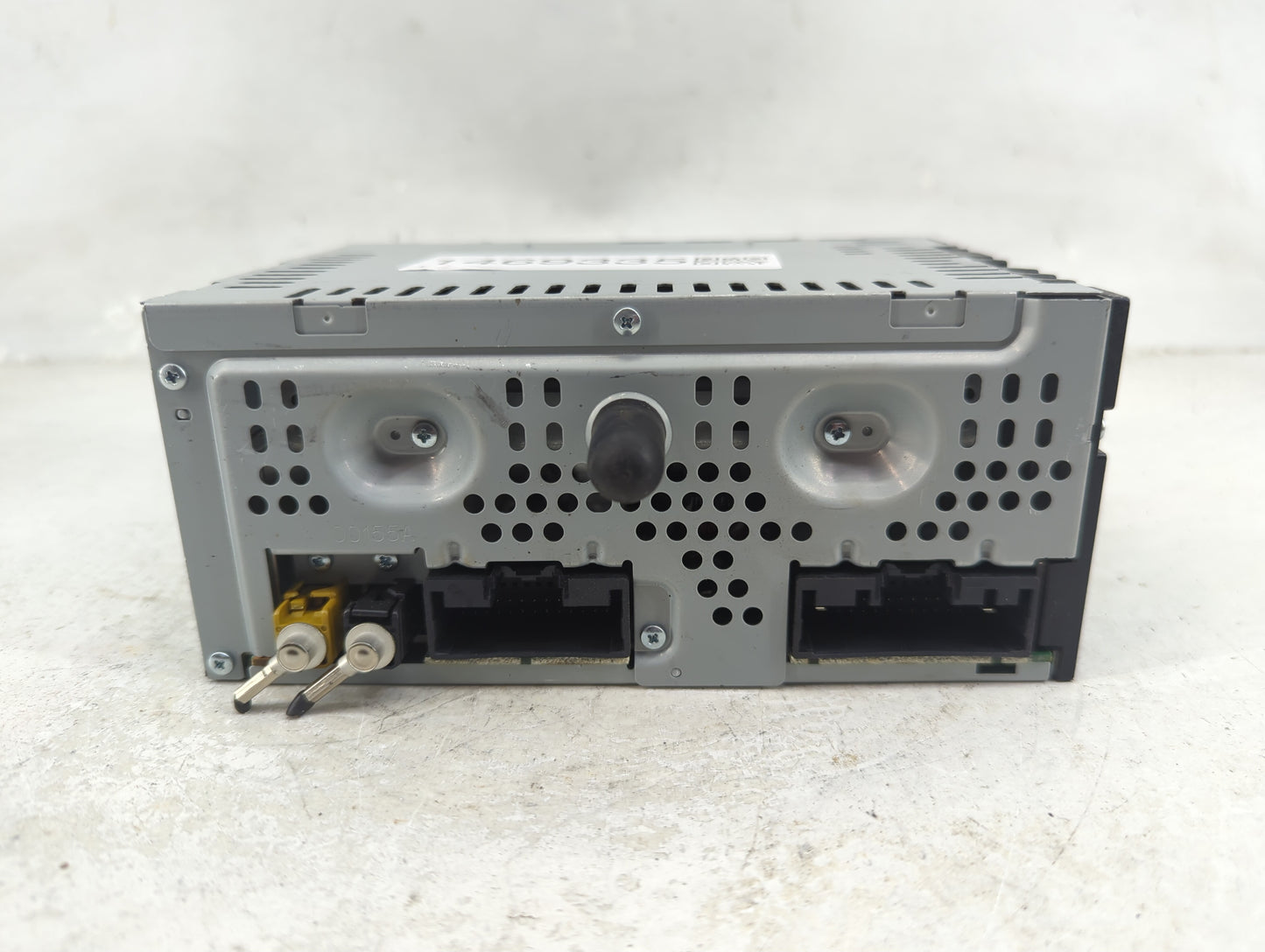 2015-2016 Ford Escape Radio AM FM Cd Player Receiver Replacement P/N:CQ-FJ12E2UMF Fits Fits 2015 2016 OEM Used Auto Parts - 