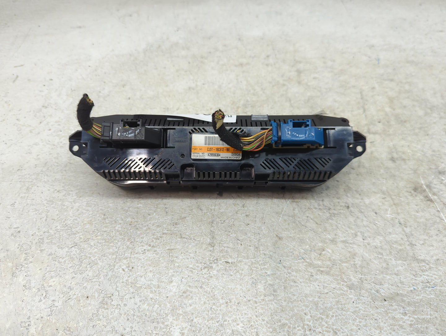 2015-2016 Ford Escape Climate Control Module Temperature AC/Heater Replacement P/N:CJ5T-18C612-BE Fits Fits 2015 2016 OEM Us