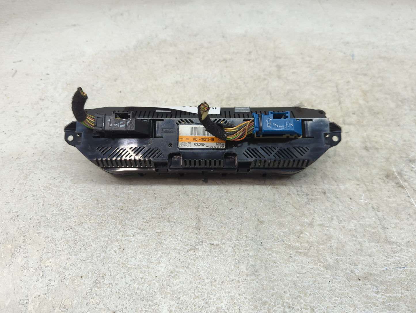 2015-2016 Ford Escape Climate Control Module Temperature AC/Heater Replacement P/N:CJ5T-18C612-BE Fits Fits 2015 2016 OEM Us