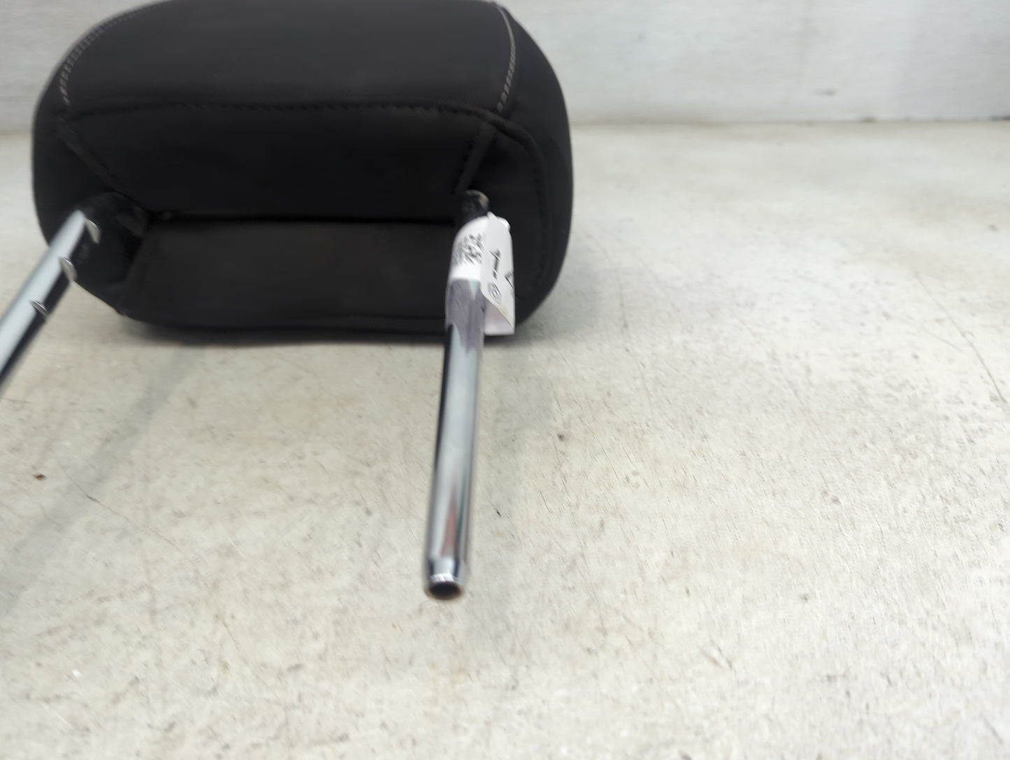 2016-2019 Ford Escape Headrest Head Rest Front Driver Passenger Seat Fits Fits 2016 2017 2018 2019 OEM Used Auto Parts - Oem