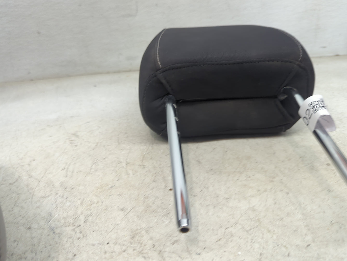 2016-2019 Ford Escape Headrest Head Rest Front Driver Passenger Seat Fits Fits 2016 2017 2018 2019 OEM Used Auto Parts - Oem