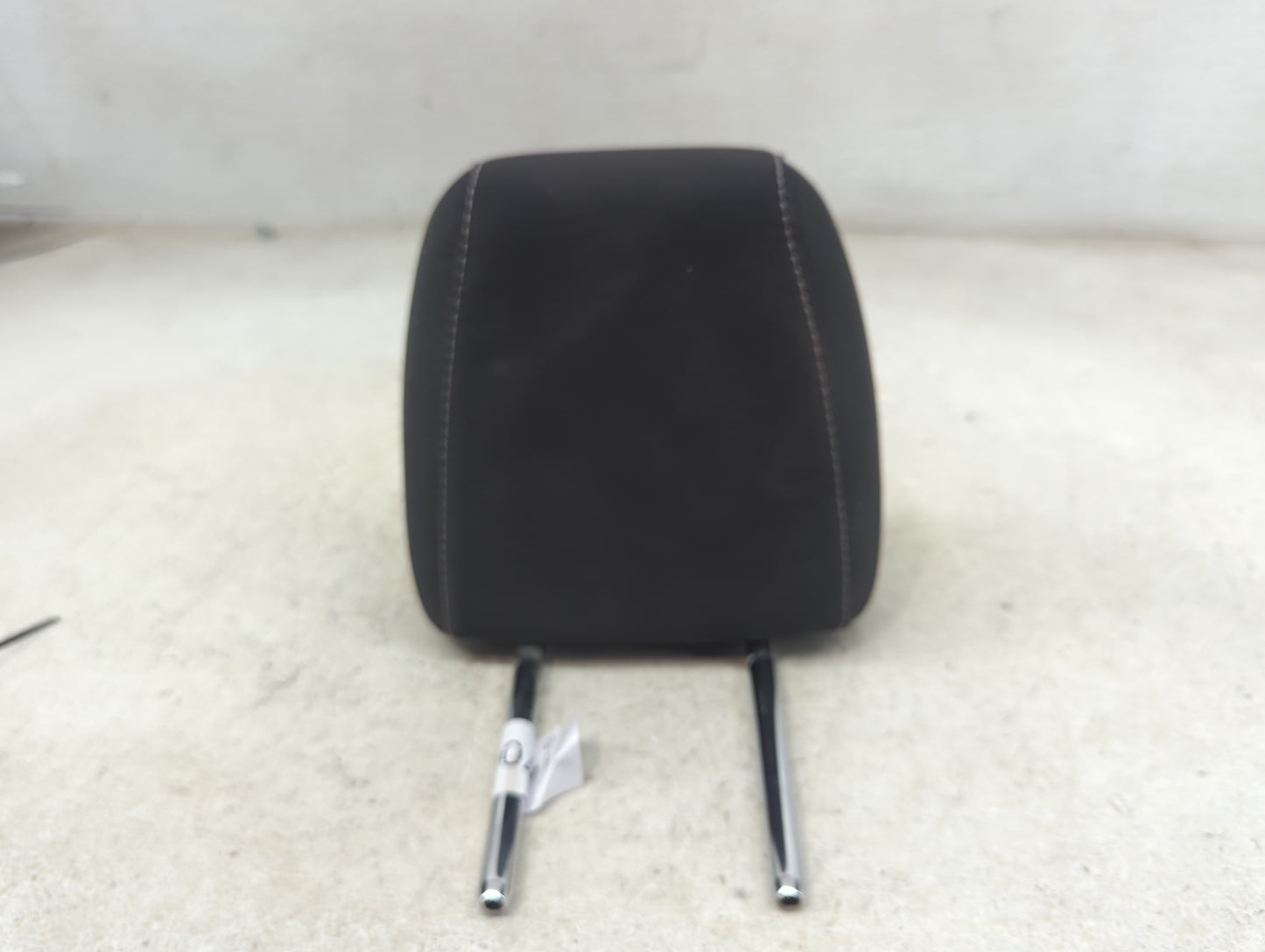 2016-2019 Ford Escape Headrest Head Rest Rear Seat Fits Fits 2016 2017 2018 2019 OEM Used Auto Parts - Oemusedautoparts1.com