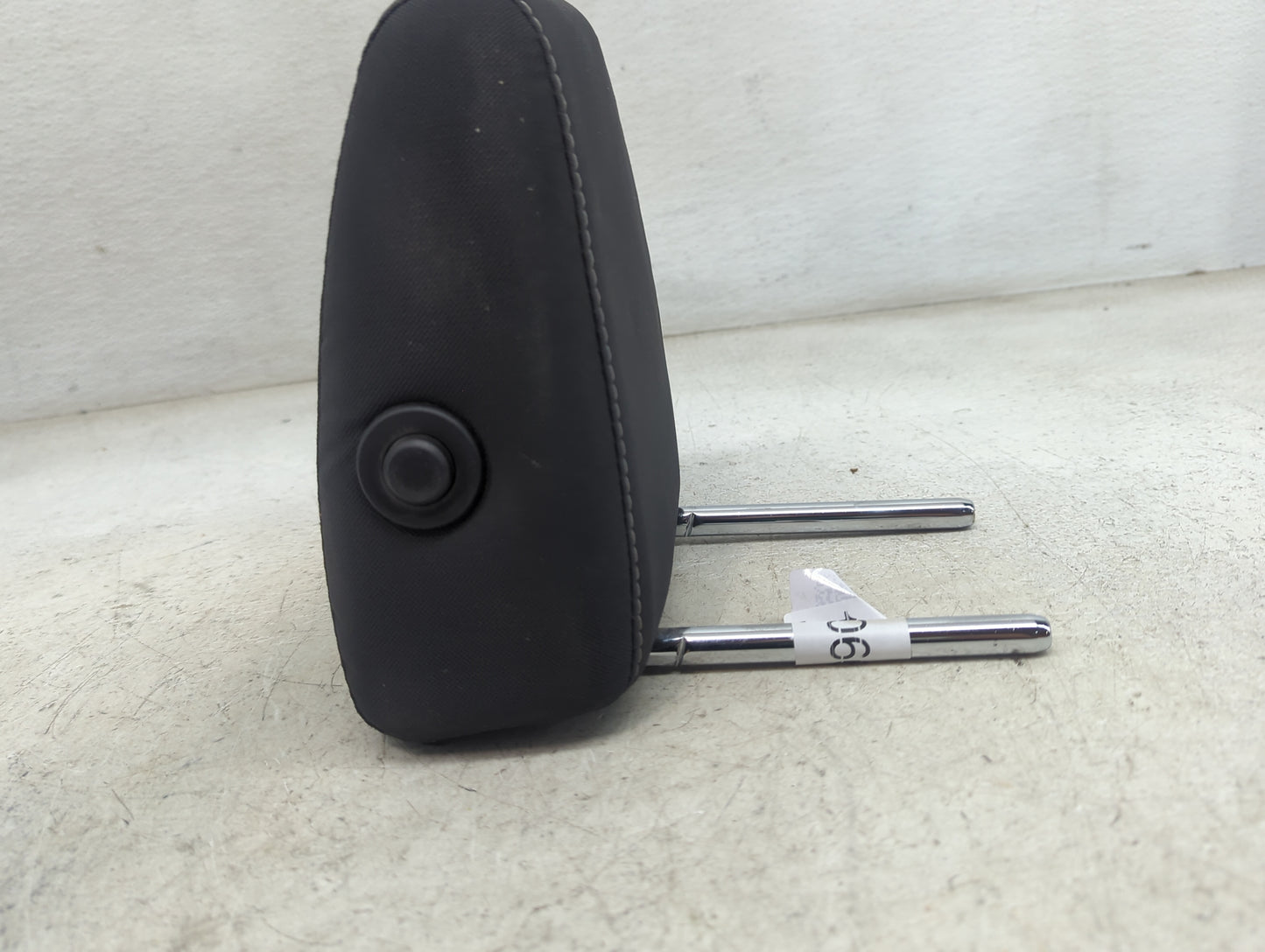 2016-2019 Ford Escape Headrest Head Rest Rear Seat Fits Fits 2016 2017 2018 2019 OEM Used Auto Parts - Oemusedautoparts1.com