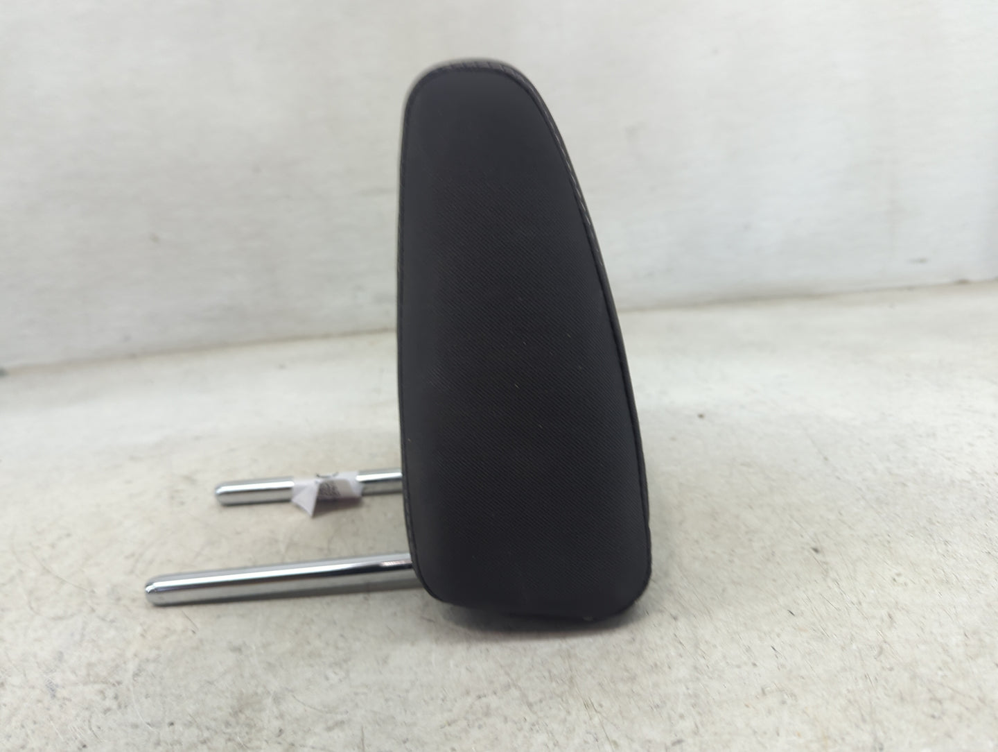 2016-2019 Ford Escape Headrest Head Rest Rear Seat Fits Fits 2016 2017 2018 2019 OEM Used Auto Parts - Oemusedautoparts1.com