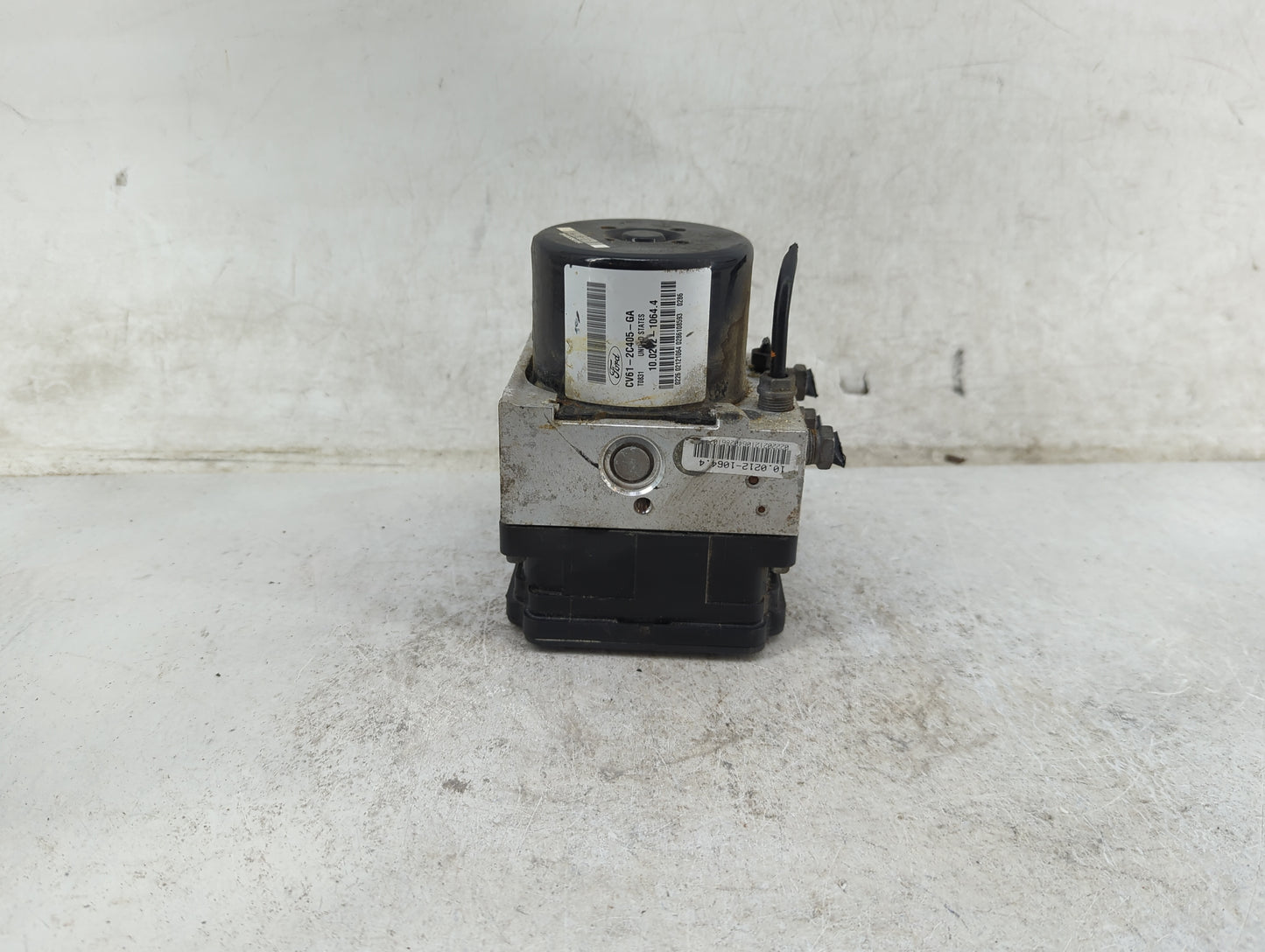 2016 Ford Escape ABS Pump Control Module Replacement P/N:CV61-2C405-GA 10.0212-1064.4 Fits OEM Used Auto Parts - Oemusedauto