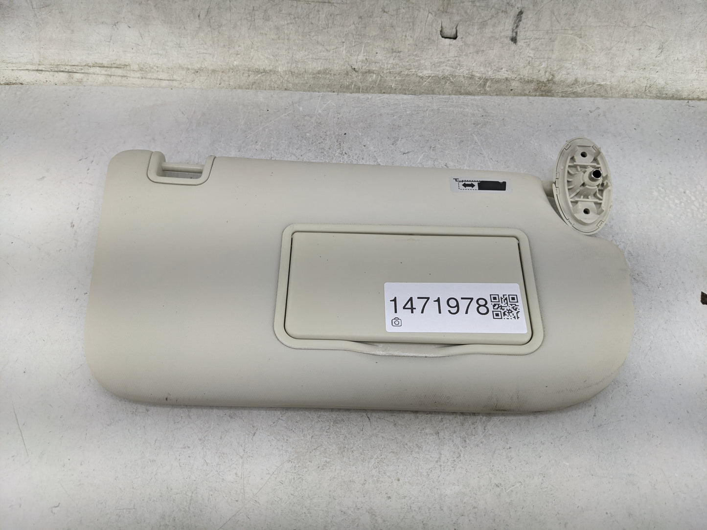 2013-2019 Ford Escape Sun Visor Shade Replacement Passenger Right Mirror Fits Fits 2013 2014 2015 2016 2017 2018 2019 OEM Us