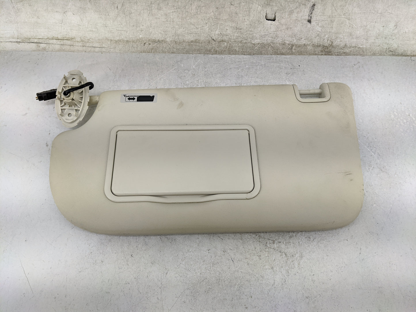 2016 Ford Escape Sun Visor Shade Replacement Driver Left Mirror Fits OEM Used Auto Parts - Oemusedautoparts1.com