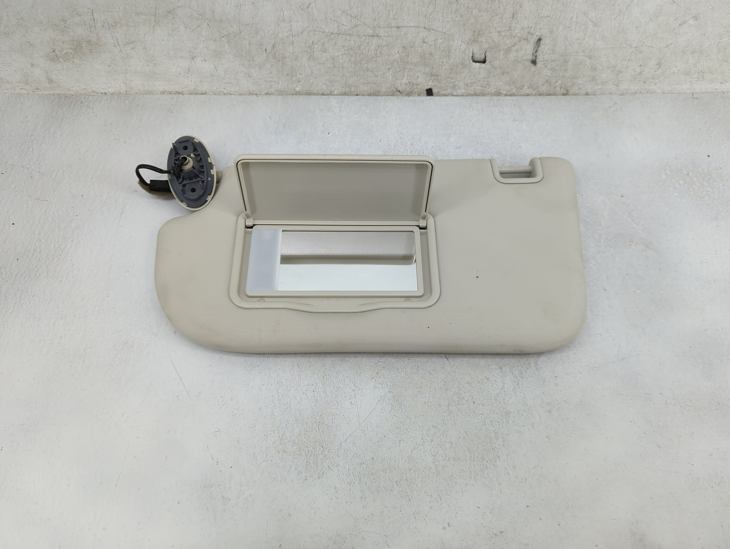 2013-2019 Ford Escape Sun Visor Shade Replacement Driver Left Mirror Fits Fits 2013 2014 2015 2016 2017 2018 2019 OEM Used A