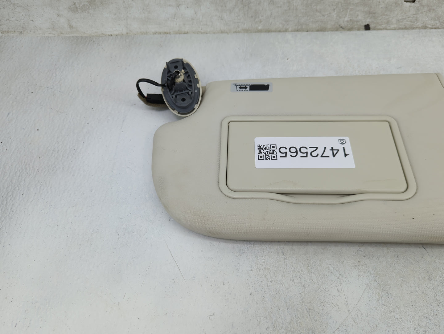 2013-2019 Ford Escape Sun Visor Shade Replacement Driver Left Mirror Fits Fits 2013 2014 2015 2016 2017 2018 2019 OEM Used A