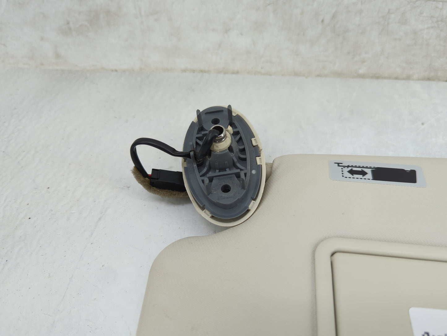 2013-2019 Ford Escape Sun Visor Shade Replacement Driver Left Mirror Fits Fits 2013 2014 2015 2016 2017 2018 2019 OEM Used A