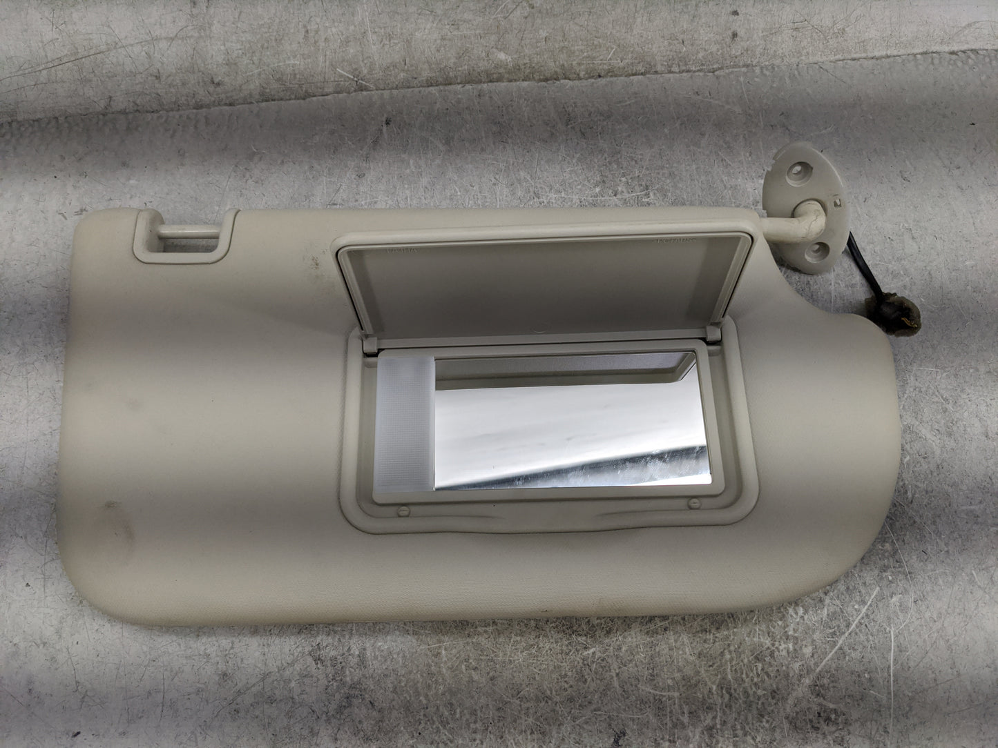 2013-2019 Ford Escape Sun Visor Shade Replacement Passenger Right Mirror Fits Fits 2013 2014 2015 2016 2017 2018 2019 OEM Us