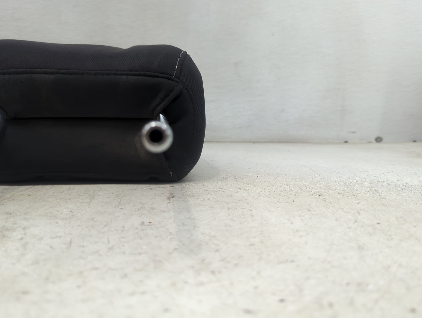 2016 Ford Escape Headrest Head Rest Front Driver Passenger Seat Fits OEM Used Auto Parts - Oemusedautoparts1.com