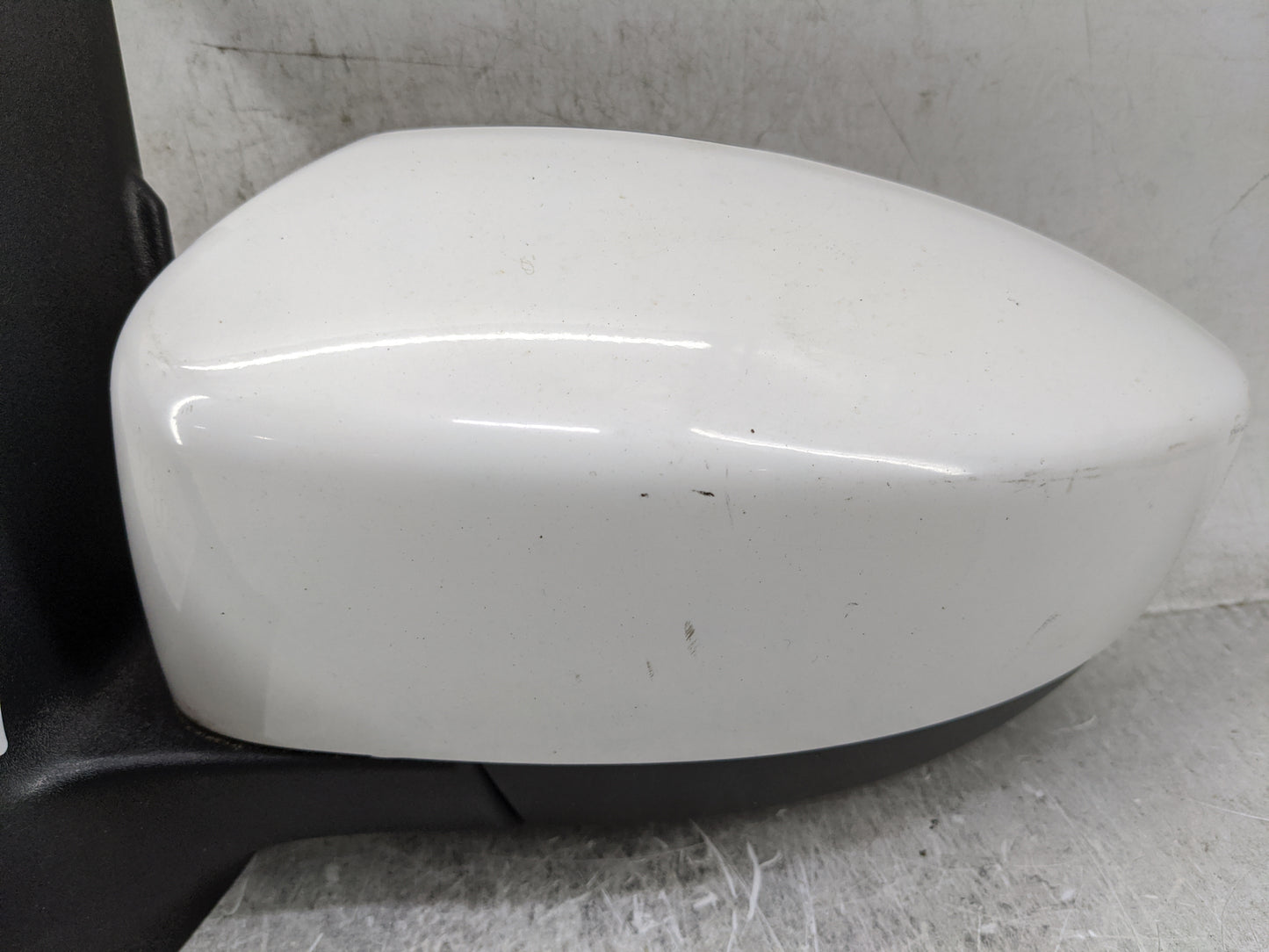 2013-2016 Ford Escape Driver Side View Mirror - Left Door Mirror OEM Used - Oemusedautoparts1.com