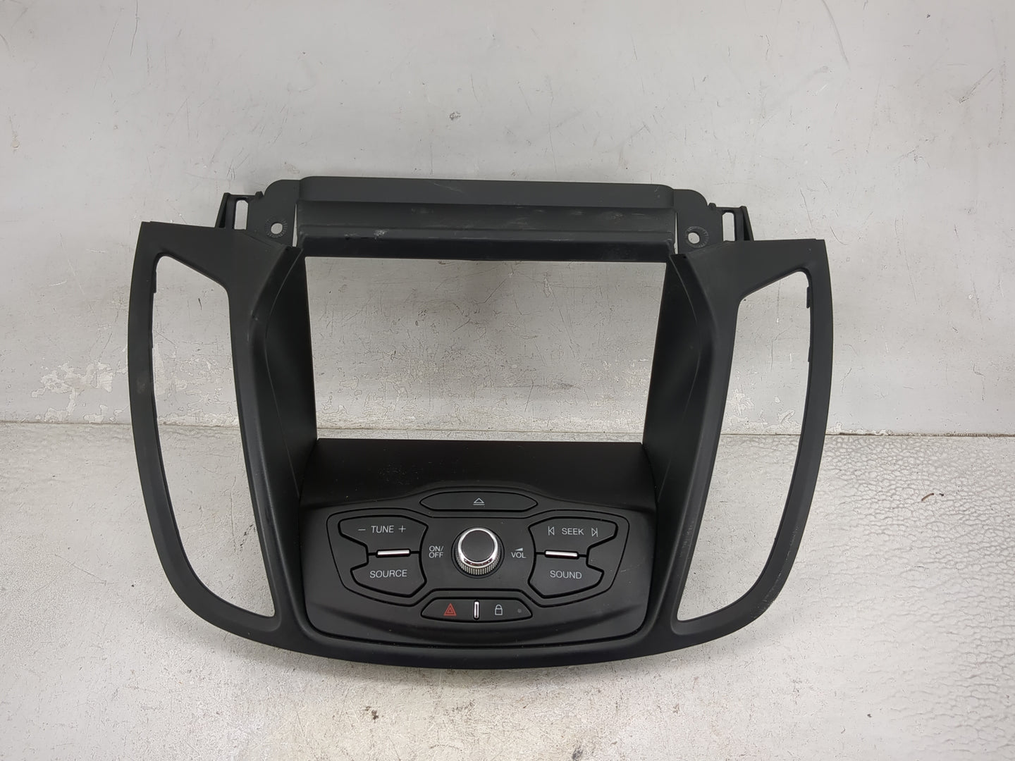 2016 Ford Escape Radio AM FM Cd Player Receiver Replacement P/N:CJ54-18835-CCW Fits OEM Used Auto Parts - Oemusedautoparts1.
