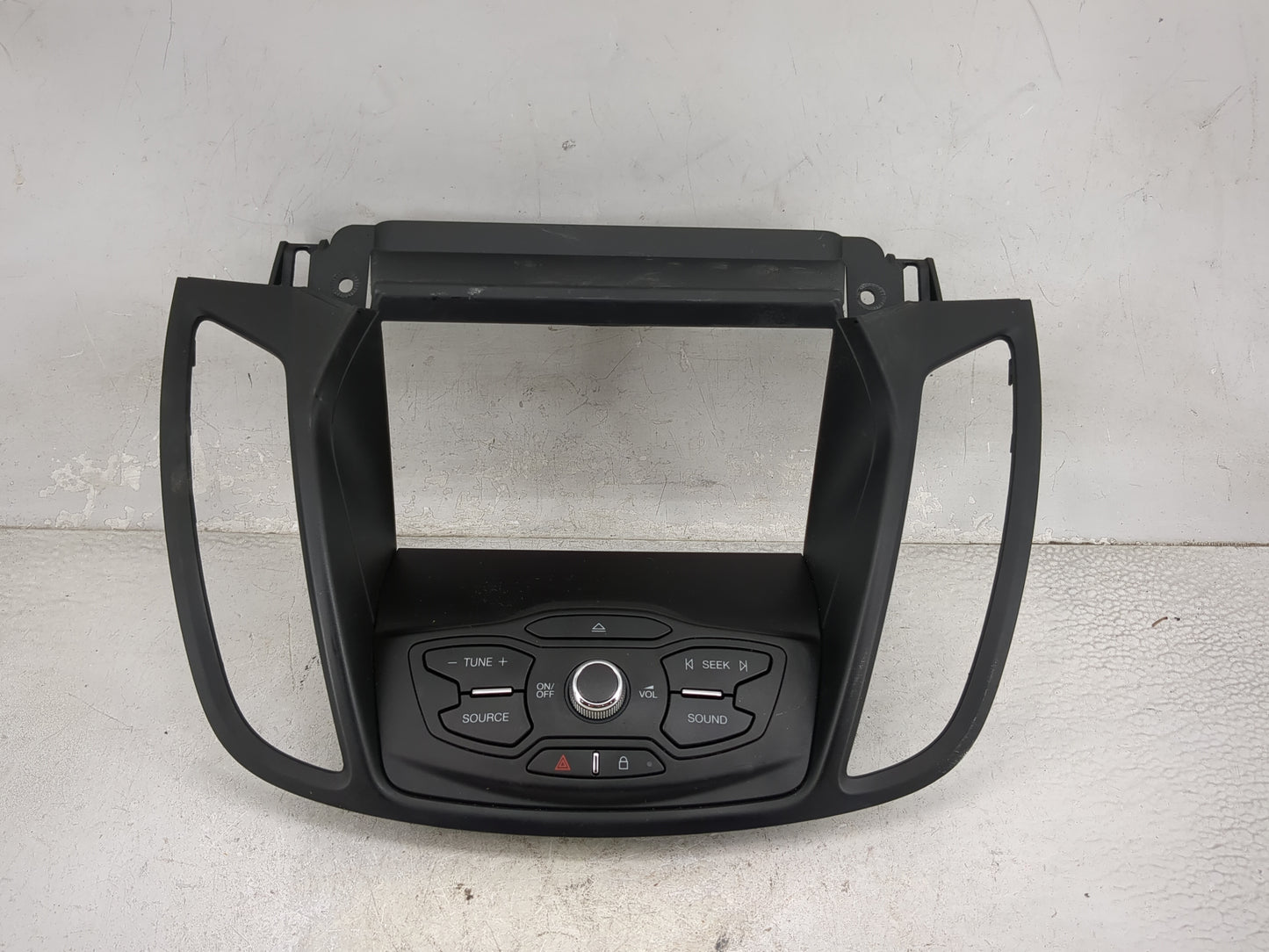 2016 Ford Escape Radio AM FM Cd Player Receiver Replacement P/N:CJ54-18835-CCW Fits OEM Used Auto Parts - Oemusedautoparts1.