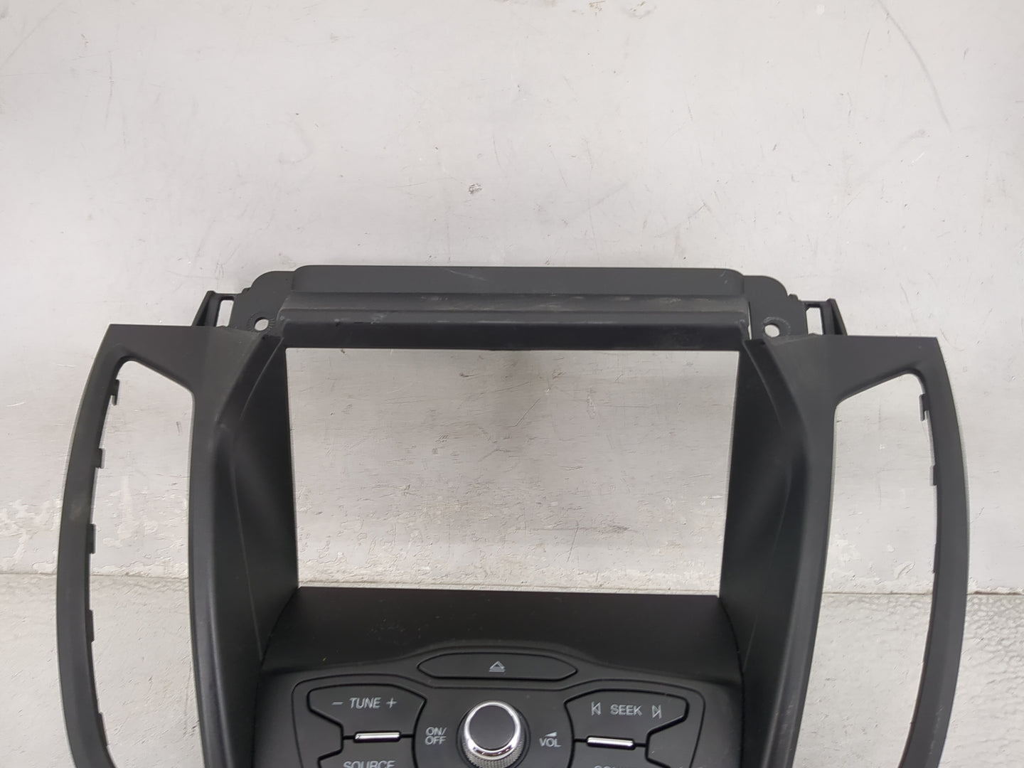 2016 Ford Escape Radio AM FM Cd Player Receiver Replacement P/N:CJ54-18835-CCW Fits OEM Used Auto Parts - Oemusedautoparts1.