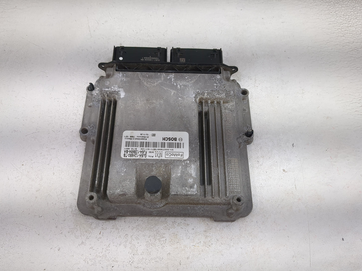 2015-2016 Ford Escape PCM Engine Control Computer ECU ECM PCU OEM P/N:GJ5A-12A650-TB FJ5A-12B684-BA Fits Fits 2015 2016 OEM 
