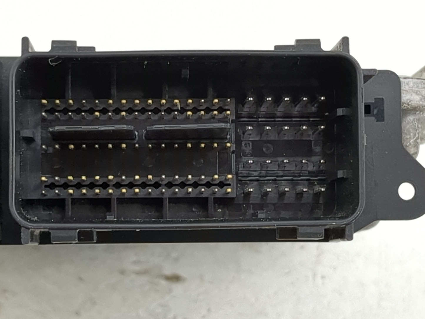 2015-2016 Ford Escape PCM Engine Control Computer ECU ECM PCU OEM P/N:GJ5A-12A650-TB FJ5A-12B684-BA Fits Fits 2015 2016 OEM 