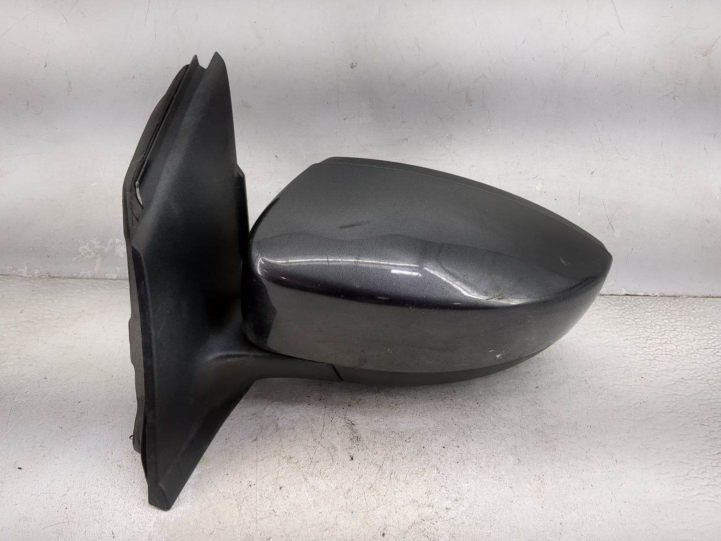 2013-2016 Ford Escape Driver Side View Mirror - Left Door Mirror OEM Used - Oemusedautoparts1.com