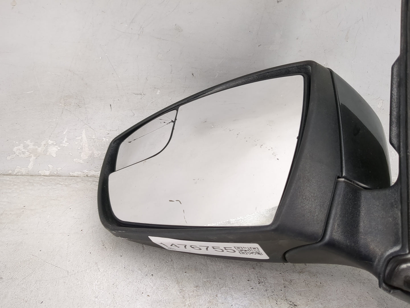 2013-2016 Ford Escape Driver Side View Mirror - Left Door Mirror OEM Used - Oemusedautoparts1.com
