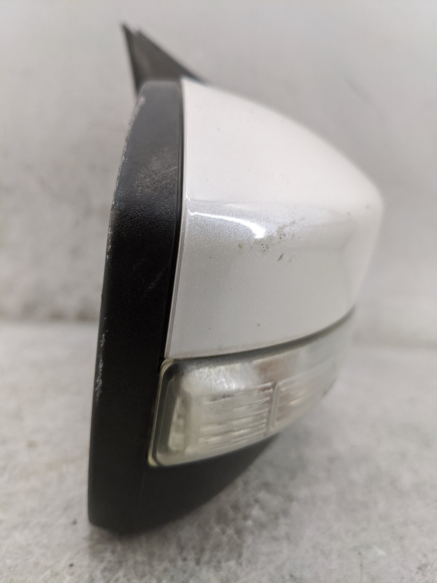 2013-2016 Ford Escape Passenger Side View Mirror - Right Door Mirror OEM Used - Oemusedautoparts1.com