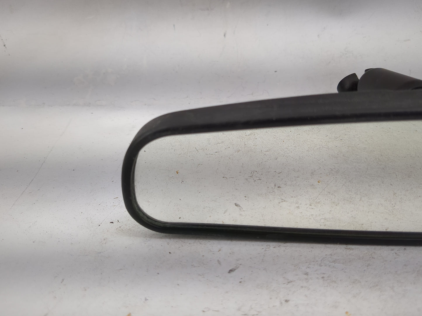 2001-2016 Ford Escape Interior Rear View Mirror Replacement OEM P/N:8011681 031681 Fits OEM Used Auto Parts - Oemusedautopar