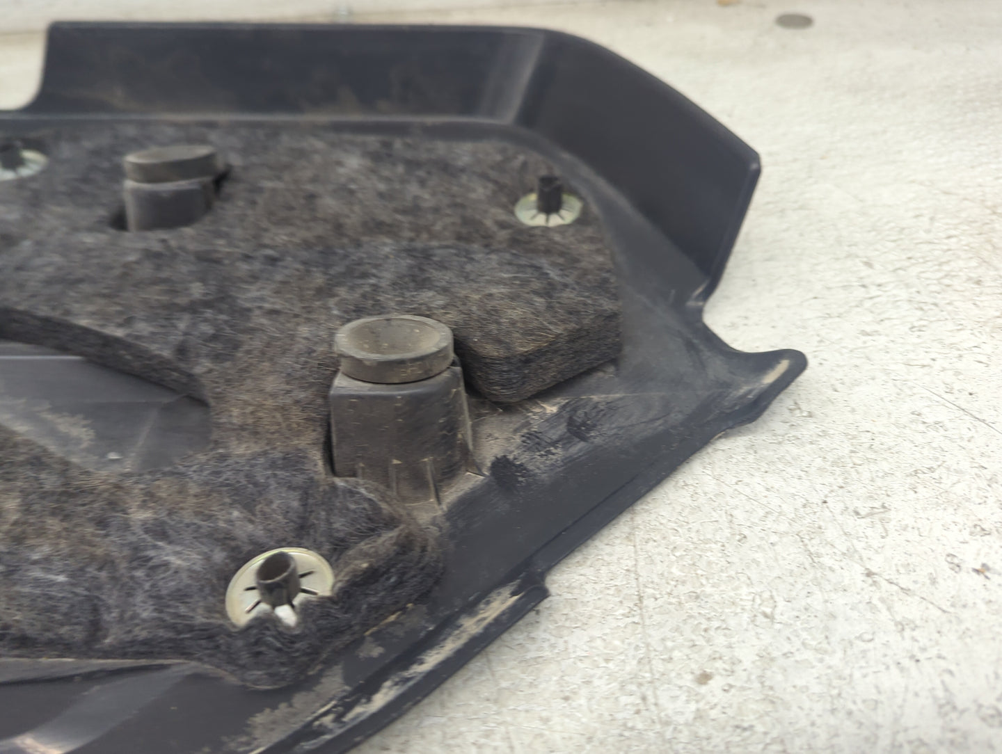 2016 Ford Escape Engine Cover Black - Oemusedautoparts1.com