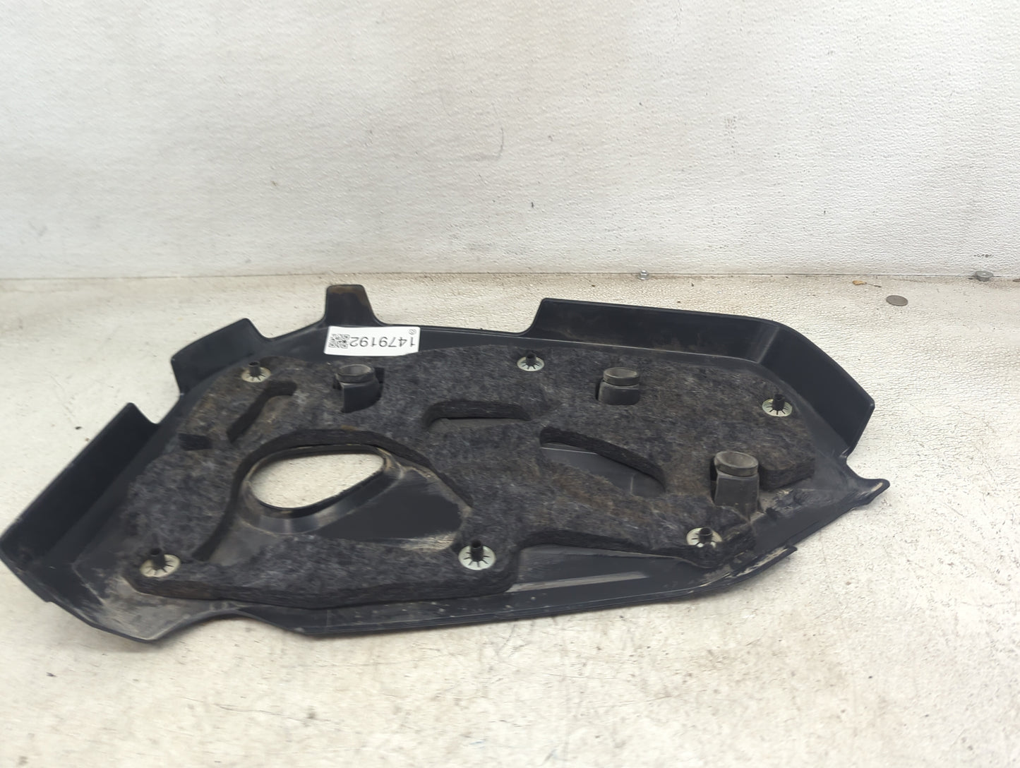 2016 Ford Escape Engine Cover Black - Oemusedautoparts1.com