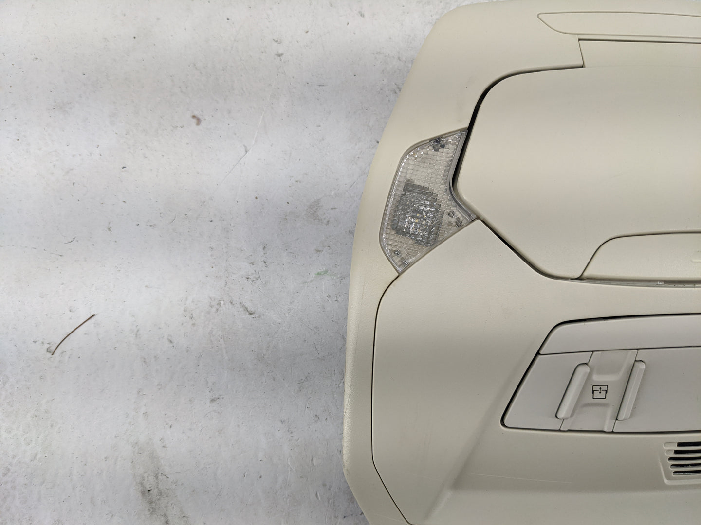 2016 Ford Escape Overhead Roof Console Tan - Oemusedautoparts1.com