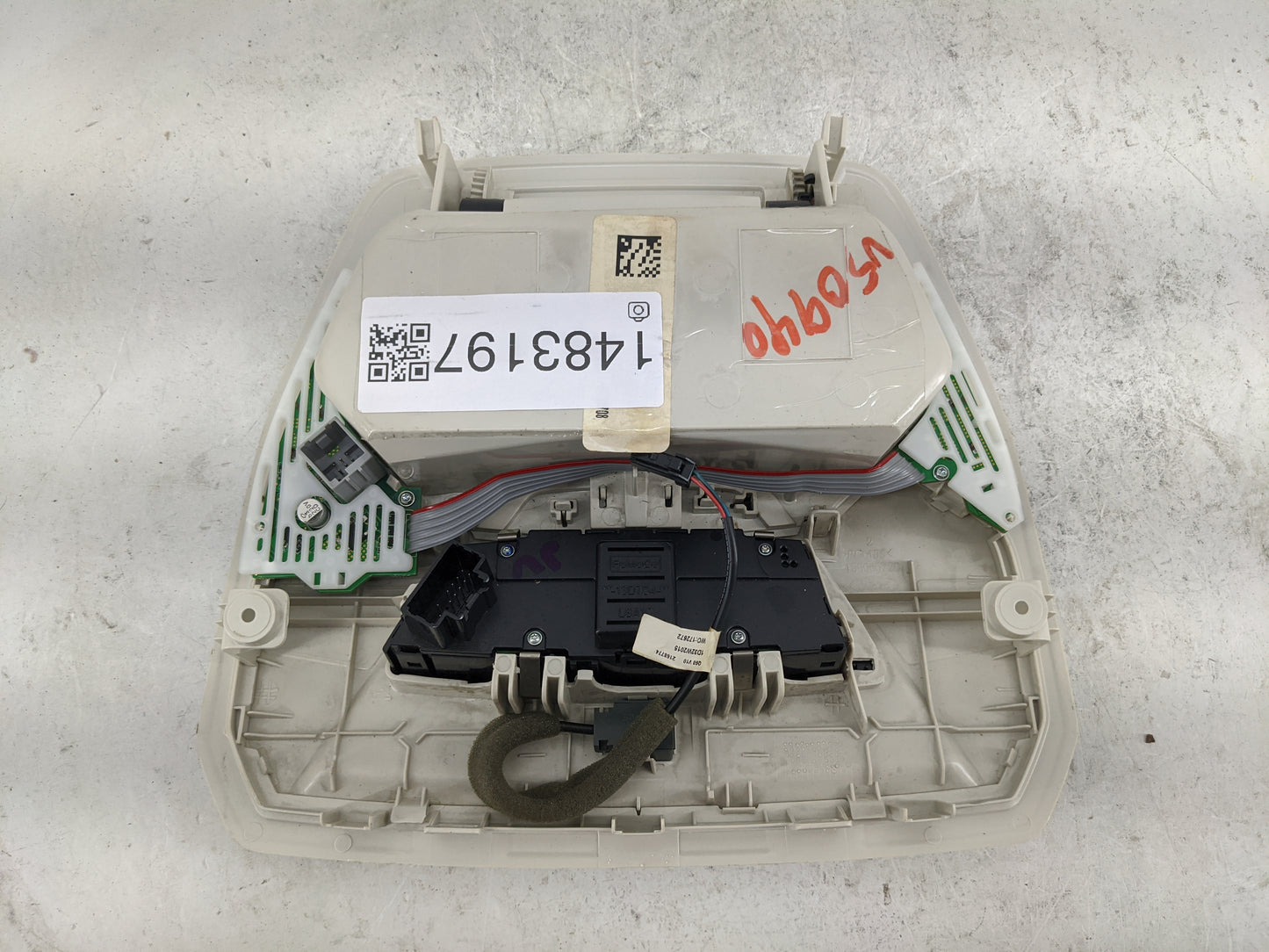 2016 Ford Escape Overhead Roof Console Tan - Oemusedautoparts1.com