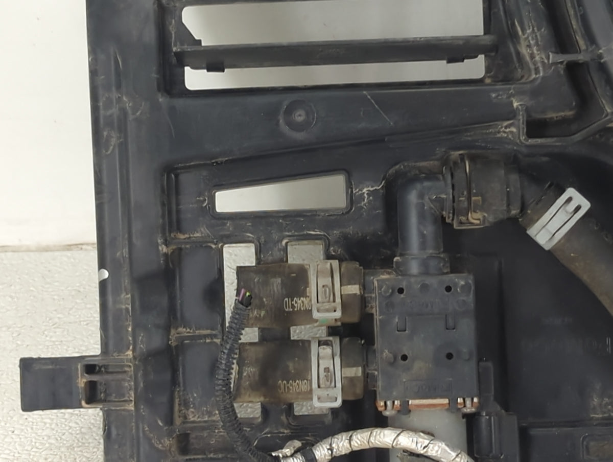 2013-2016 Ford Escape Electric Radiator Cooling Fan Motor Assembly P/N:1137328587 CV61-8C607-DE Fits Fits 2013 2014 2015 201