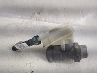 2013-2019 Ford Escape Brake Master Cylinder 1497525 - Oemusedautoparts1.com
