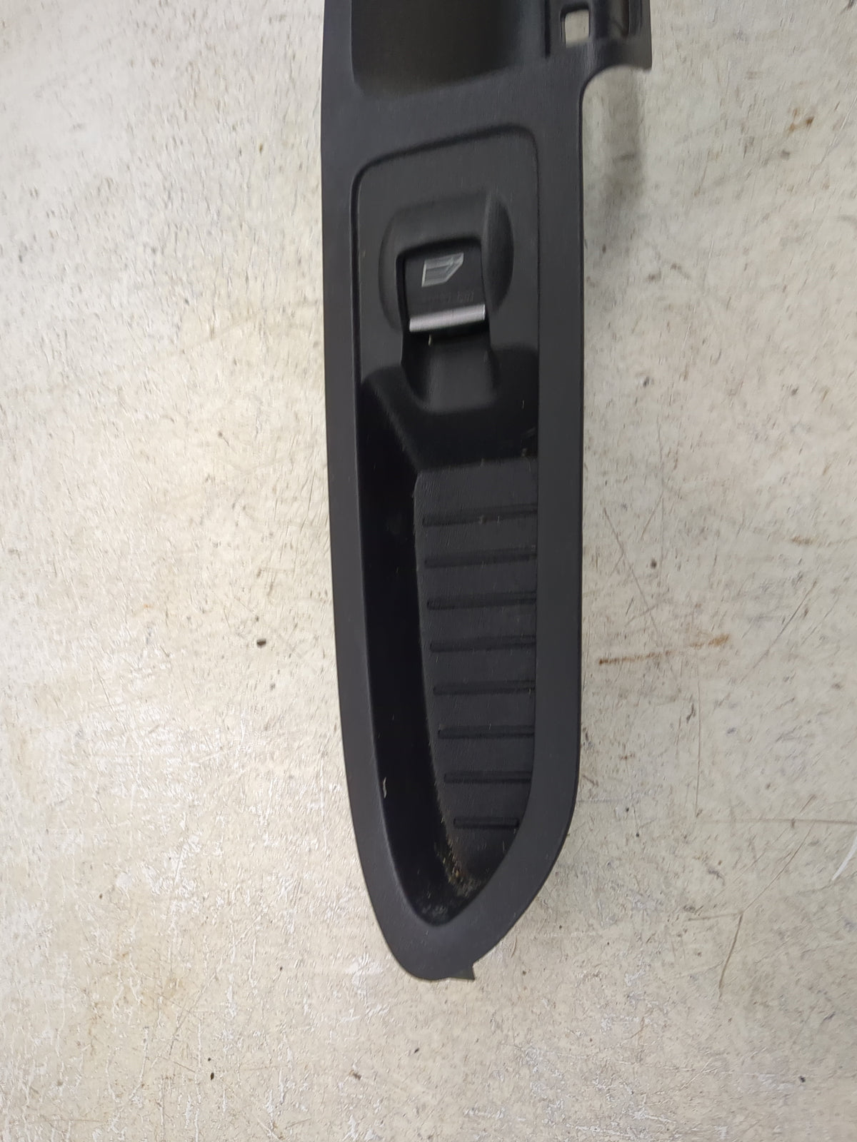 2016 Ford Escape Driver Left Door Master Power Window Switch 1512213 - Oemusedautoparts1.com