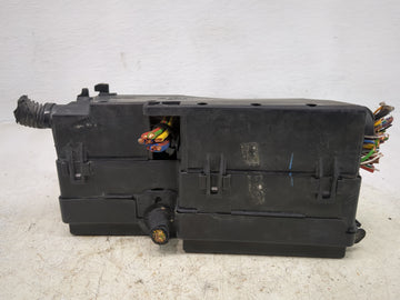 2013-2016 Ford Escape Fusebox Fuse Box Panel Relay Module P/N:AV6T-14A067-AD AV6T-14A142-AB Fits Fits 2013 2014 2015 2016 OE