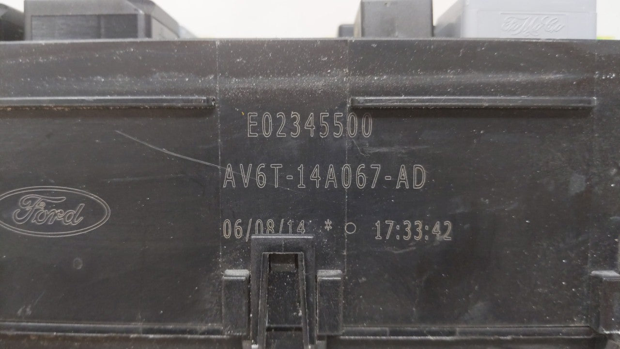 2013-2016 Ford Escape Fusebox Fuse Box Panel Relay Module P/N:AV6T-14A142-AB AV6T-14A067-AD Fits Fits 2013 2014 2015 2016 OE