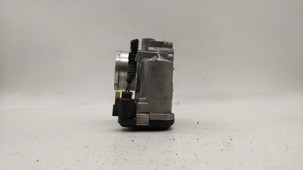 2013-2016 Ford Escape Throttle Body P/N:0 280 750 535 7S7G-9F991-CA Fits Fits 2013 2014 2015 2016 2017 2018 2019 OEM Used Au