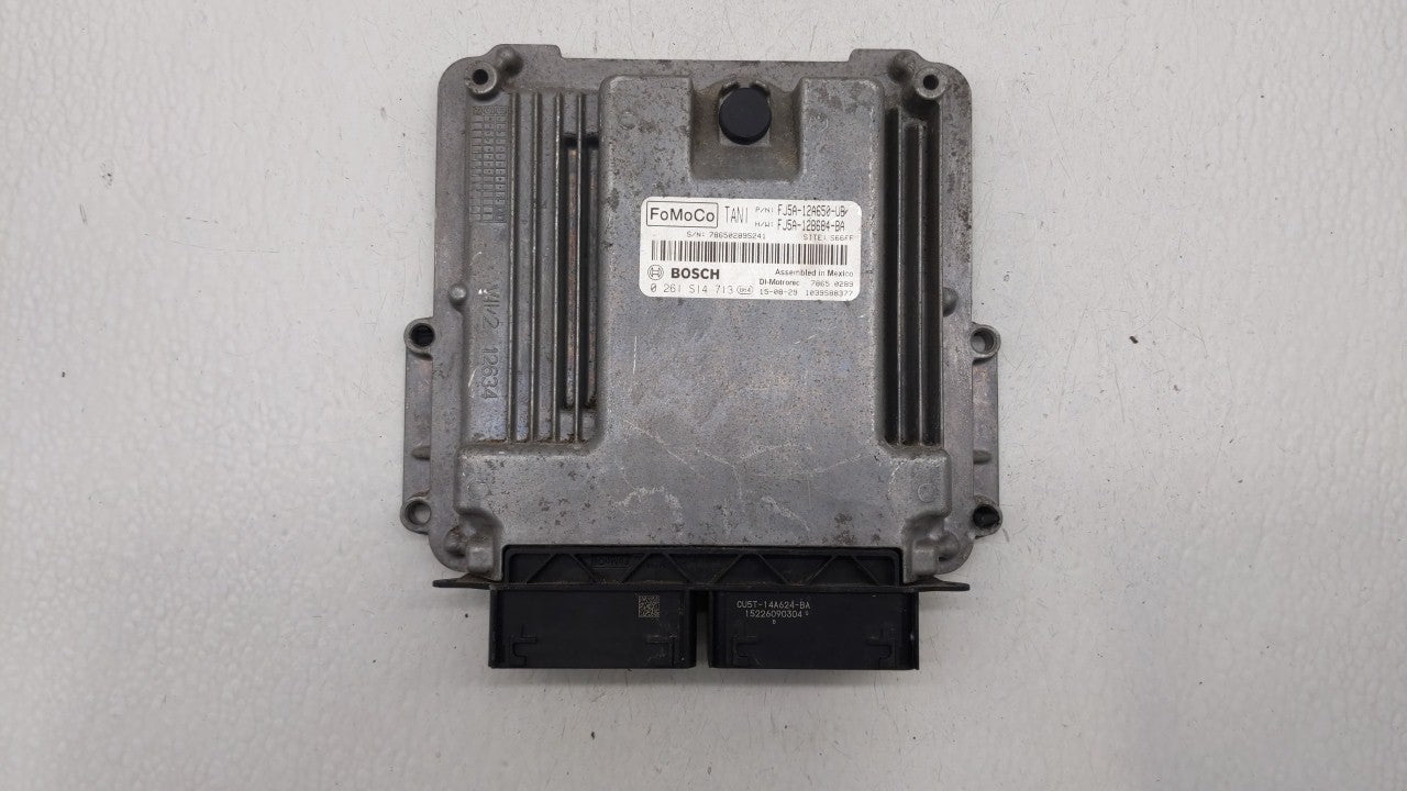 2015-2016 Ford Escape PCM Engine Control Computer ECU ECM PCU OEM P/N:FJ5A-12A650-BA FJ5A-12A560-UC Fits Fits 2015 2016 OEM 