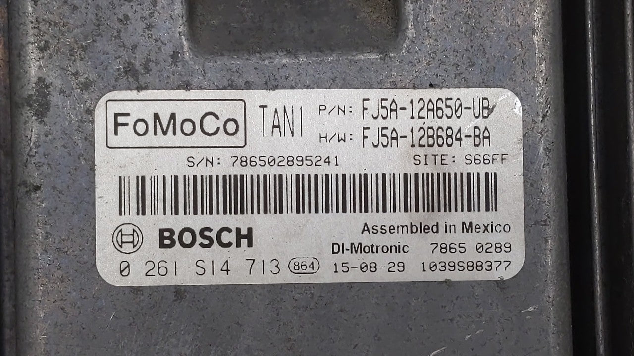 2015-2016 Ford Escape PCM Engine Control Computer ECU ECM PCU OEM P/N:FJ5A-12A650-BA FJ5A-12A560-UC Fits Fits 2015 2016 OEM 