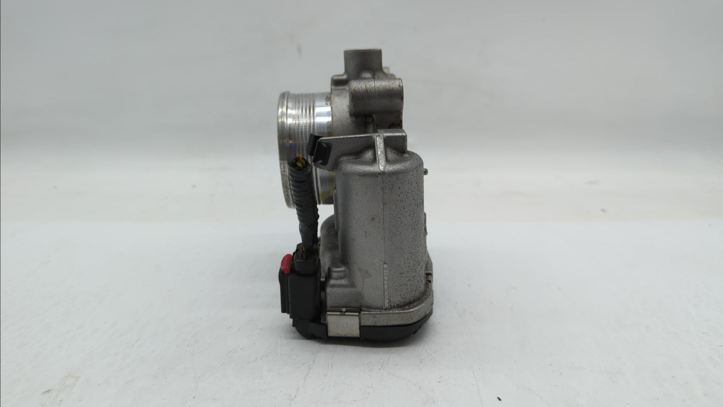 2017-2019 Ford Escape Throttle Body P/N:DS7E-9F991-BB Fits Fits 2014 2015 2016 2017 2018 2019 OEM Used Auto Parts - Oemuseda