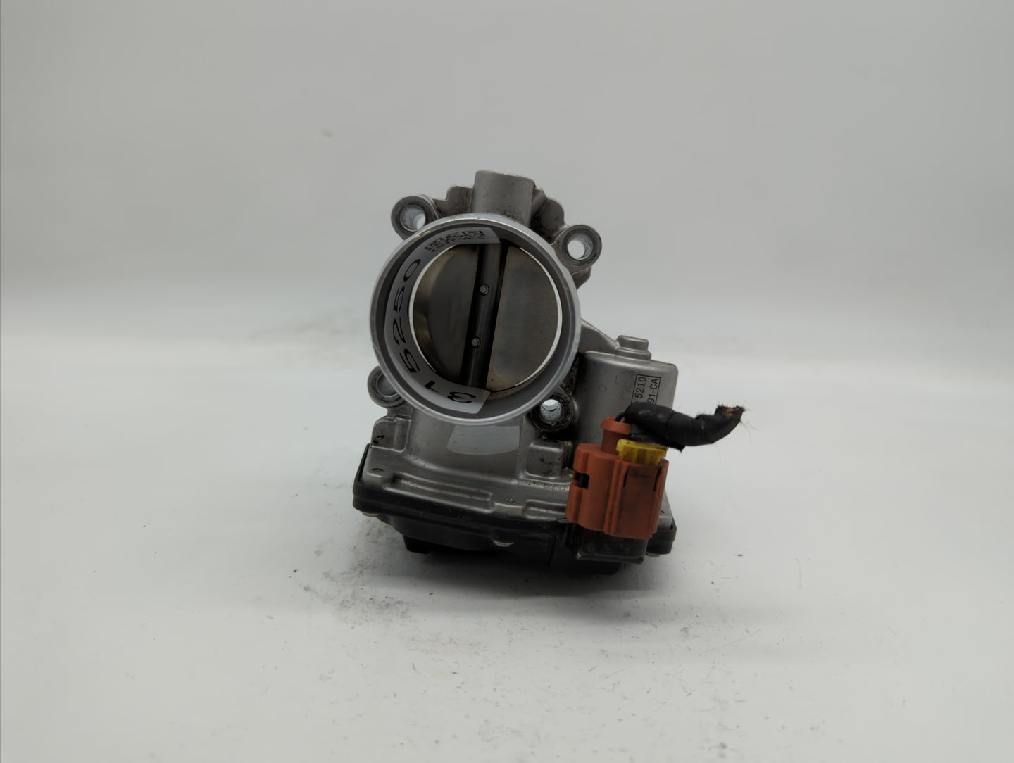 2017-2019 Ford Escape Throttle Body P/N:DS7G-9F991-BB DS7G-9E991-BB, DS7G-9F991-CA Fits Fits 2014 2015 2016 2017 2018 2019 O
