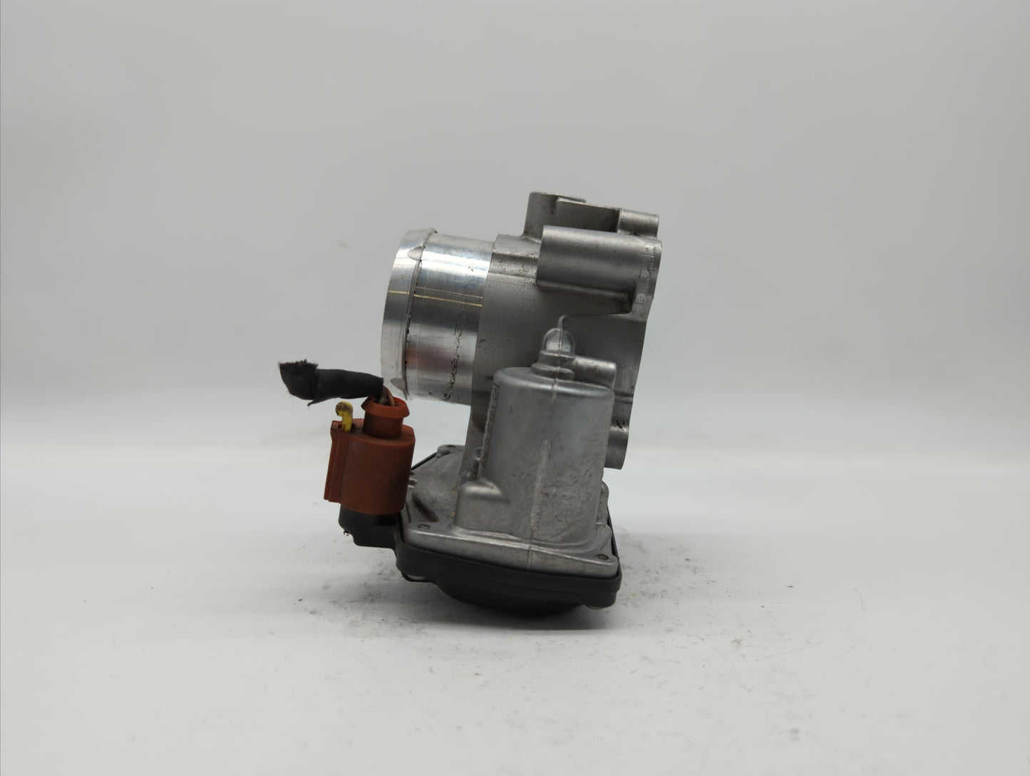 2017-2019 Ford Escape Throttle Body P/N:DS7G-9F991-BB DS7G-9E991-BB, DS7G-9F991-CA Fits Fits 2014 2015 2016 2017 2018 2019 O