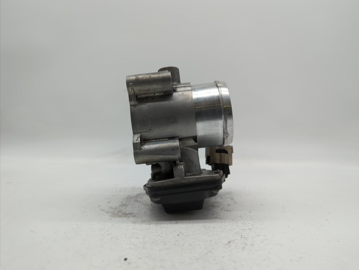 2017-2019 Ford Escape Throttle Body P/N:DS7G-9F991-BB DS7G-9E991-BB, DS7G-9F991-CA Fits Fits 2014 2015 2016 2017 2018 2019 O