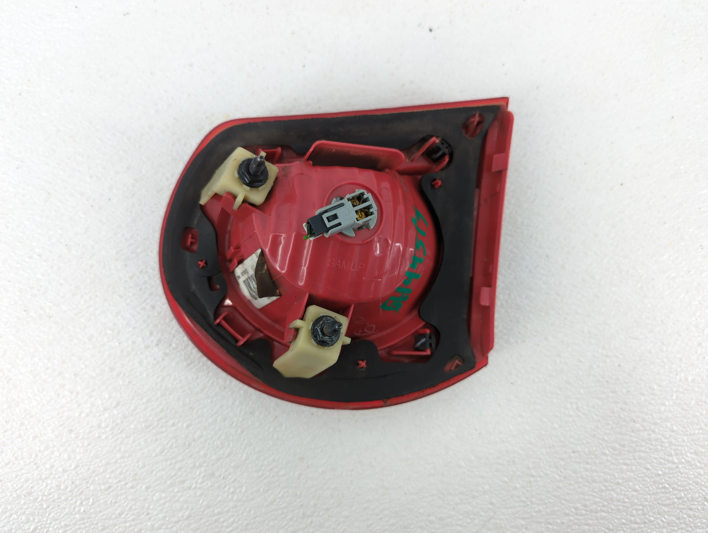 2013-2016 Ford Escape Tail Light Assembly Passenger Right OEM P/N:CJ54-13404-A CJ54-13405-A Fits Fits 2013 2014 2015 2016 OE