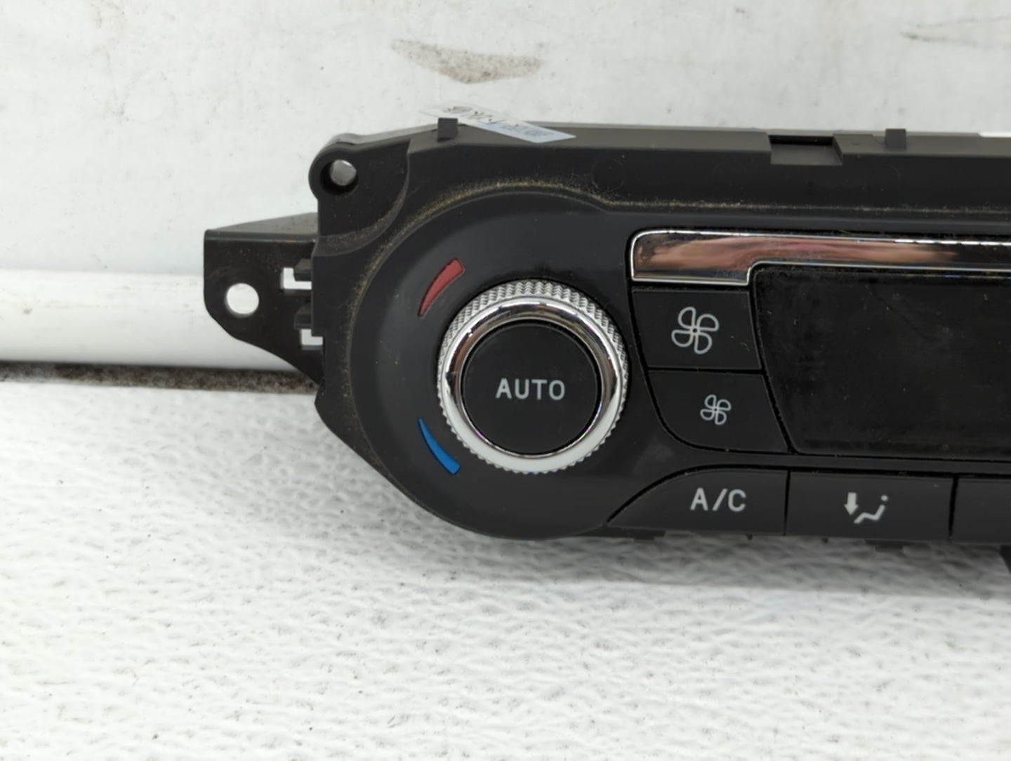 2015-2016 Ford Escape Climate Control Module Temperature AC/Heater Replacement P/N:CJ5T-18C612-BE CJ5T-18C612-BC Fits OEM Us