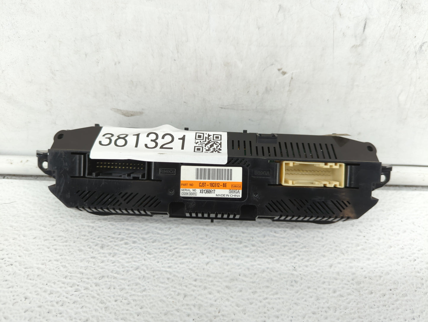 2015-2016 Ford Escape Climate Control Module Temperature AC/Heater Replacement P/N:CJ5T-18C612-BE CJ5T-18C612-BC Fits OEM Us