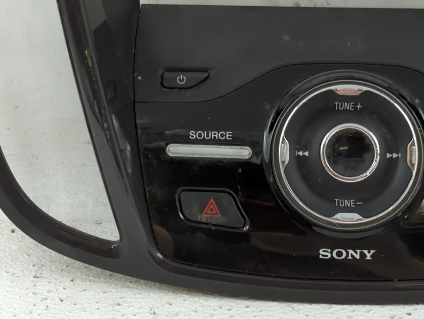 2013-2016 Ford Escape Radio Control Panel - Oemusedautoparts1.com