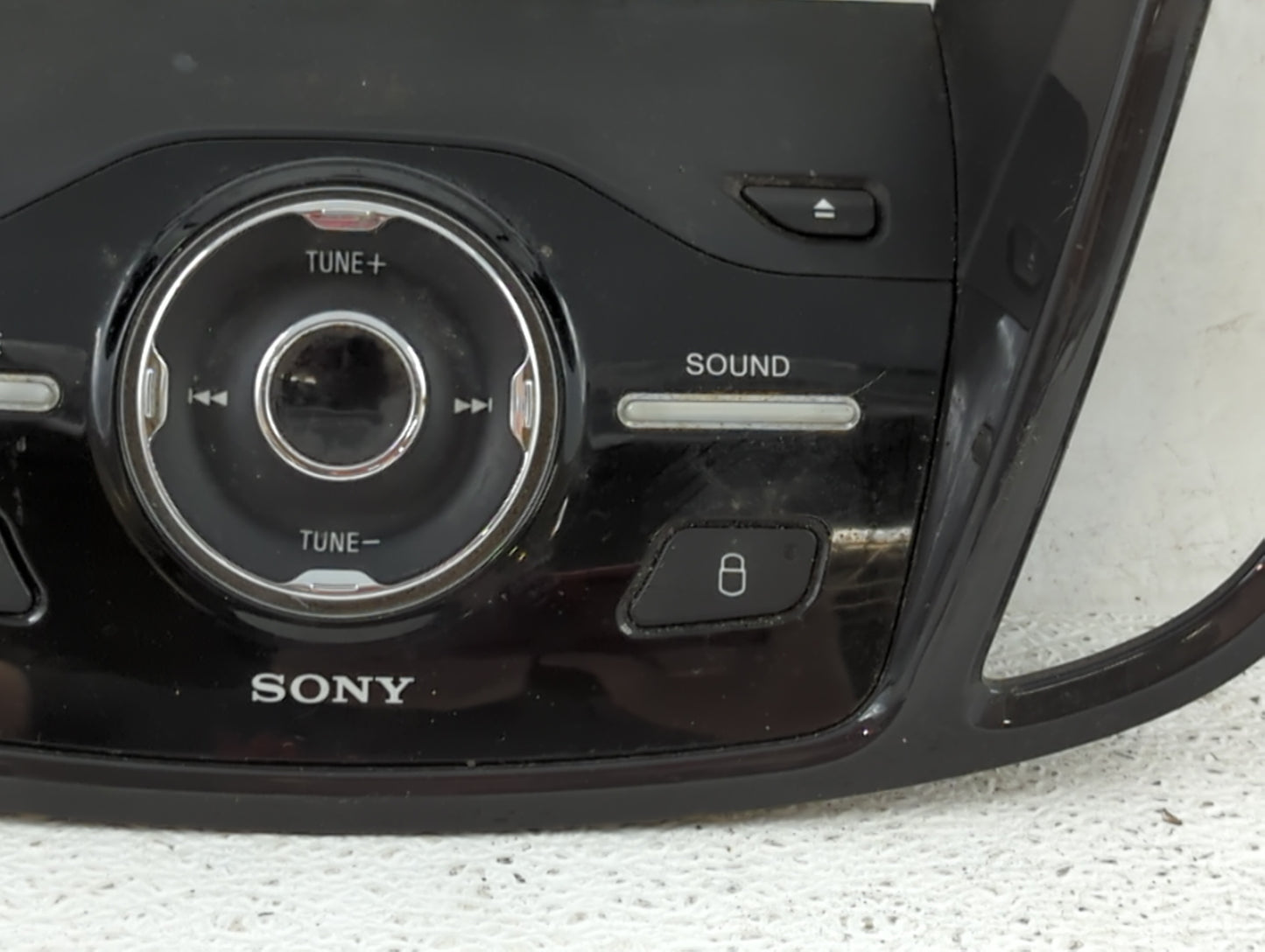 2013-2016 Ford Escape Radio Control Panel - Oemusedautoparts1.com