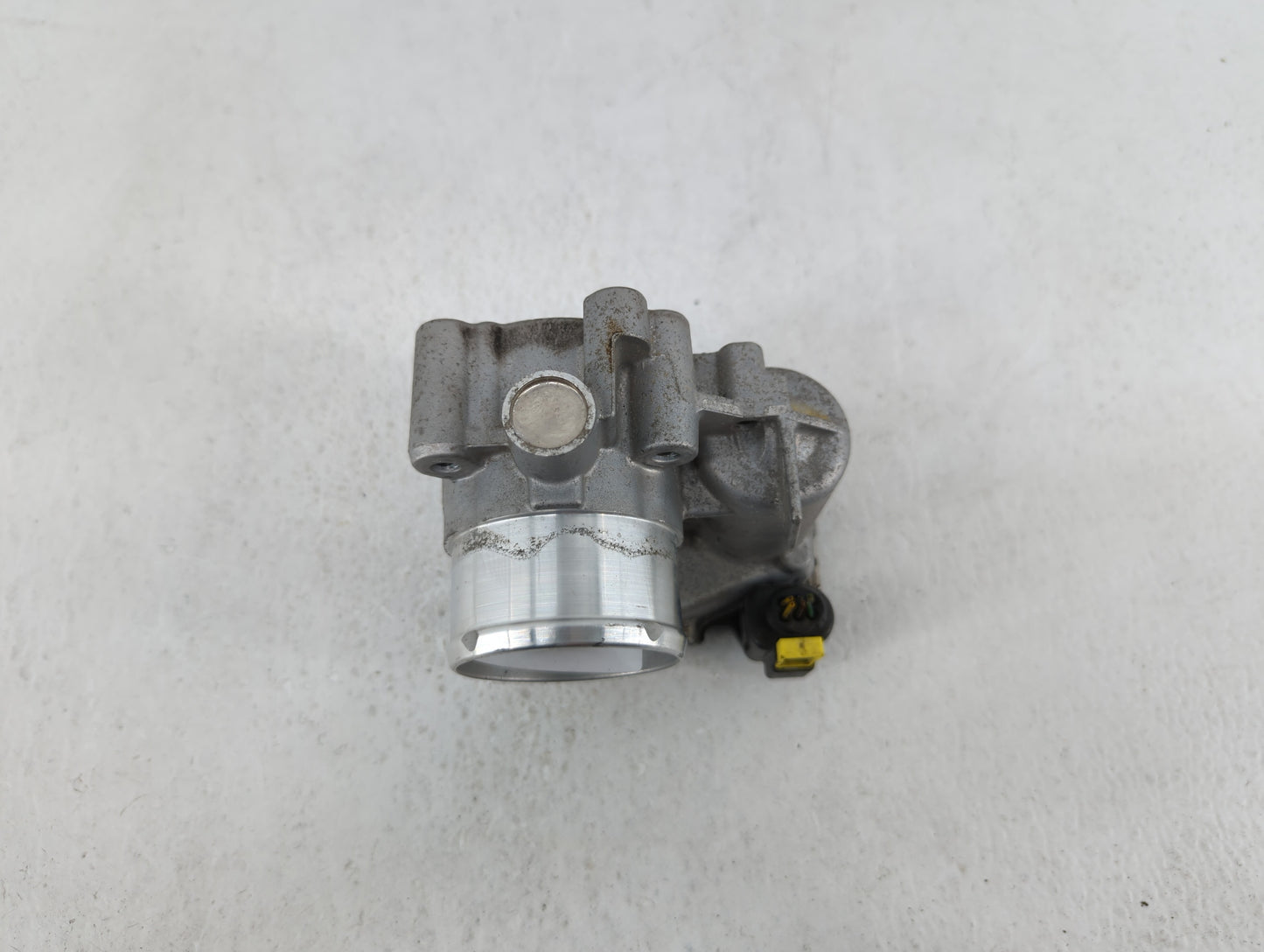 2013-2016 Ford Escape Throttle Body P/N:7S7G-9F991-CA Fits Fits 2013 2014 2015 2016 2017 2018 2019 OEM Used Auto Parts - Oem