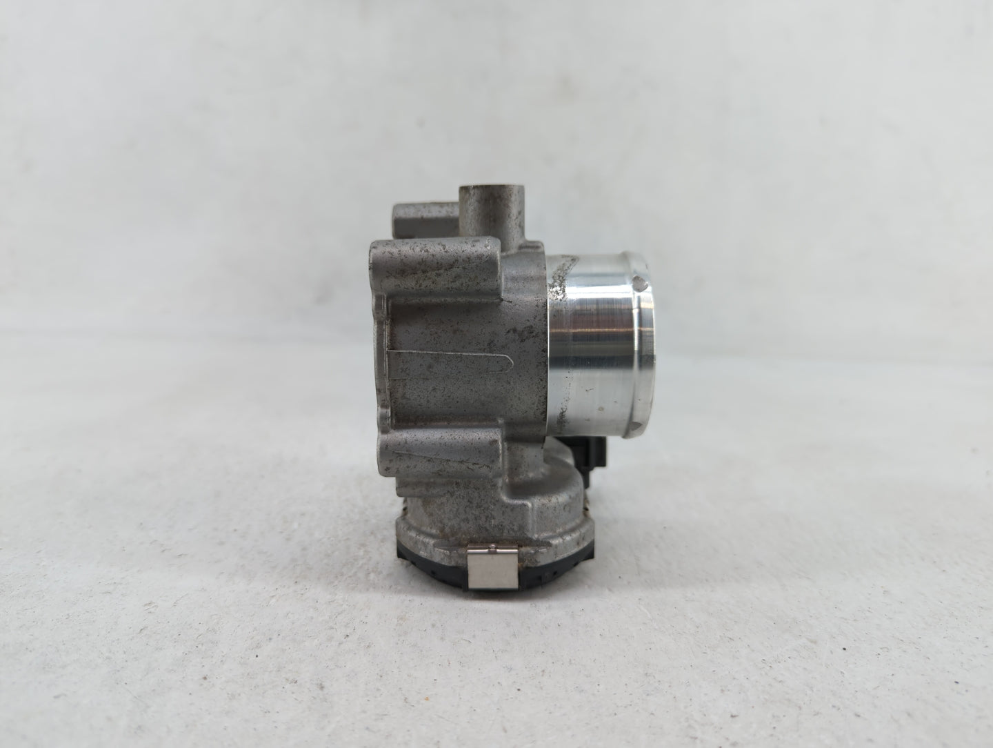2013-2016 Ford Escape Throttle Body P/N:7S7G-9F991-CA Fits Fits 2013 2014 2015 2016 2017 2018 2019 OEM Used Auto Parts - Oem