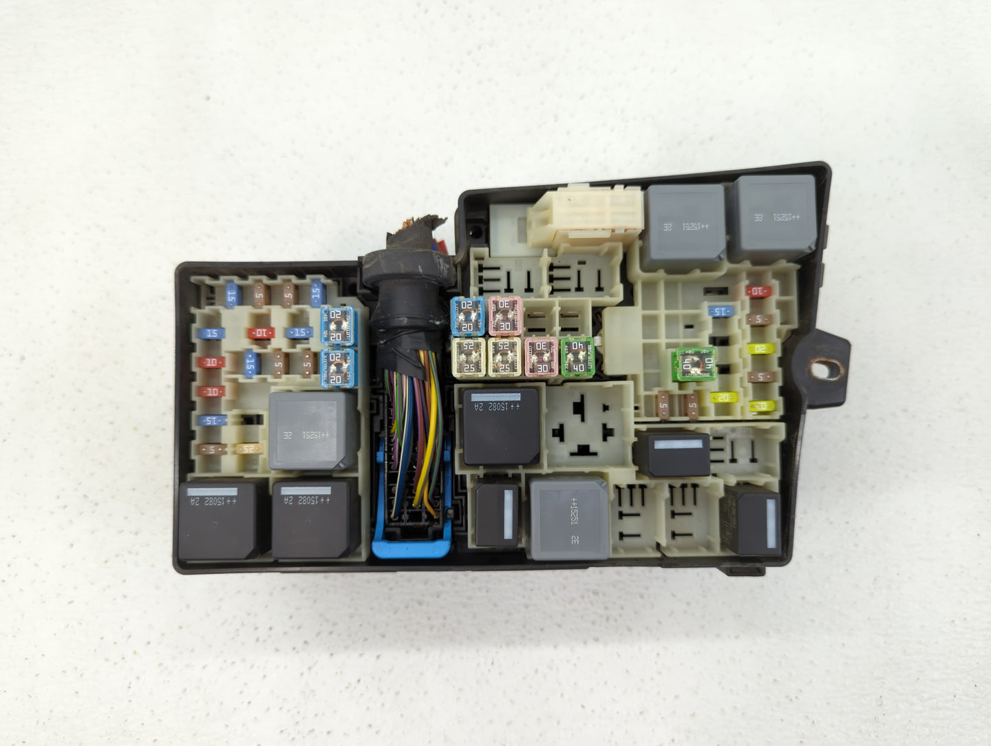 2013-2016 Ford Escape Fusebox Fuse Box Panel Relay Module P/N:AV6T-14A142-AB AV6T-14A067-AD Fits Fits 2013 2014 2015 2016 OE